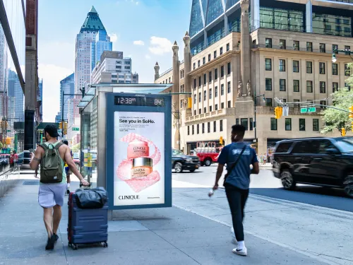 Follo-programmatic-dooh- (by JCDecaux)