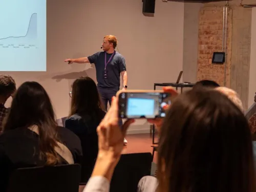 Stijn Bergmans, Head of AI & LLM Marketing bij Follo