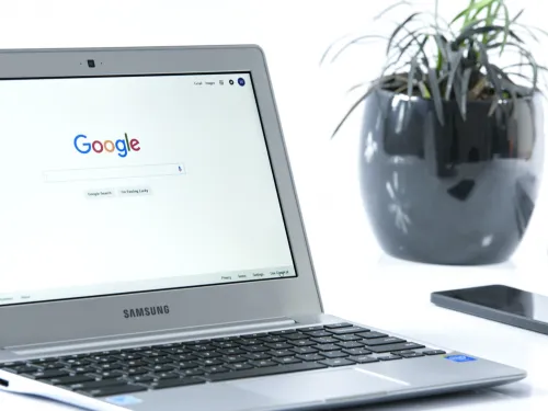 computer-display-google-163109-scaled.jpg